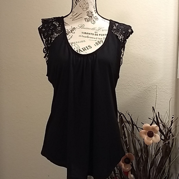 rue21+ Tops - ⬇️Casual Black Top